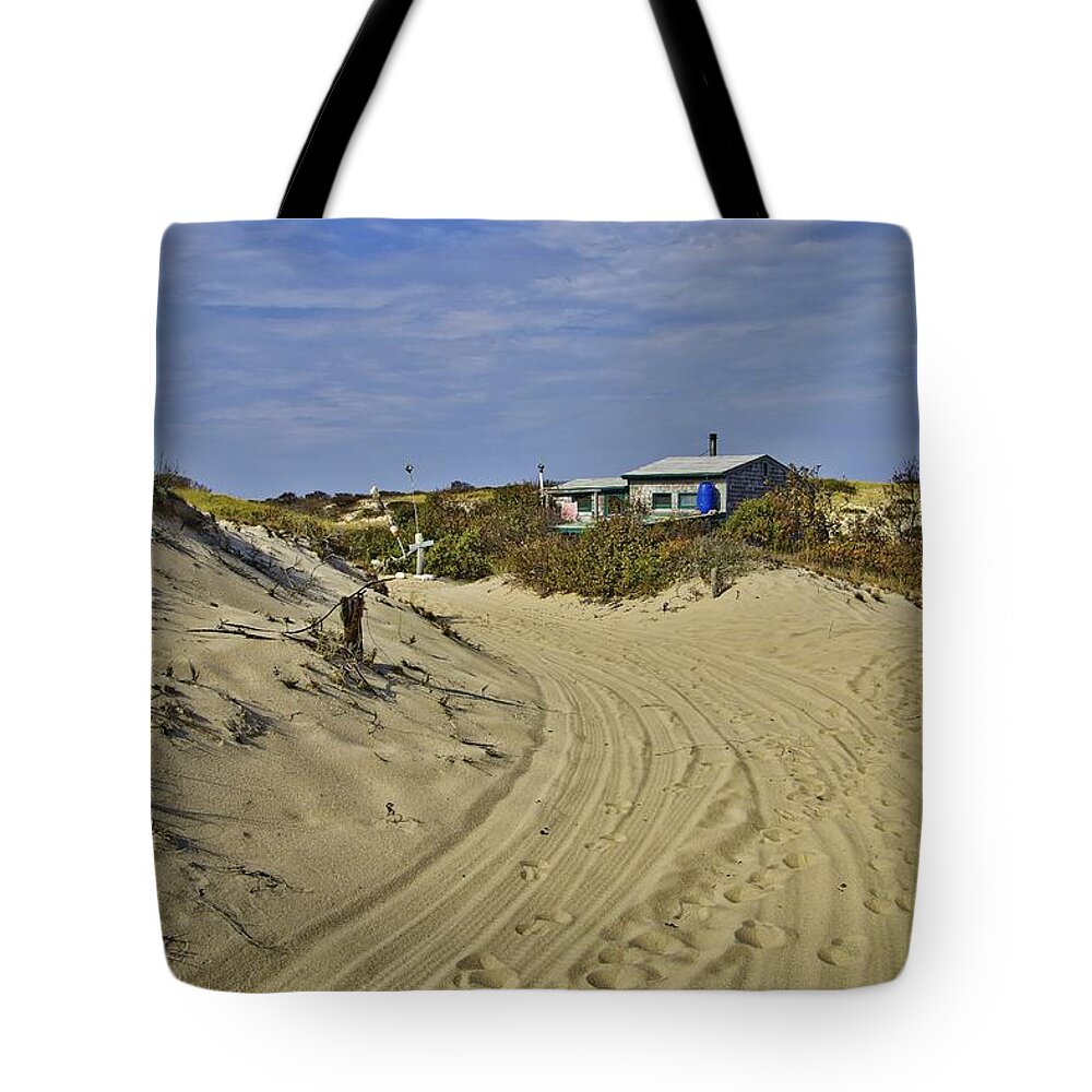 Dune Shack Tote Bag featuring the photograph Fowler Shack Approach by Marisa Geraghty Photography