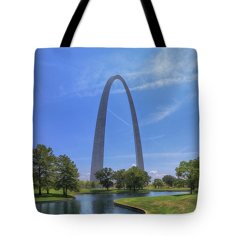 St Louis Arch Tote Bag featuring the photograph Gateway Arch National Park by Susan Rissi Tregoning