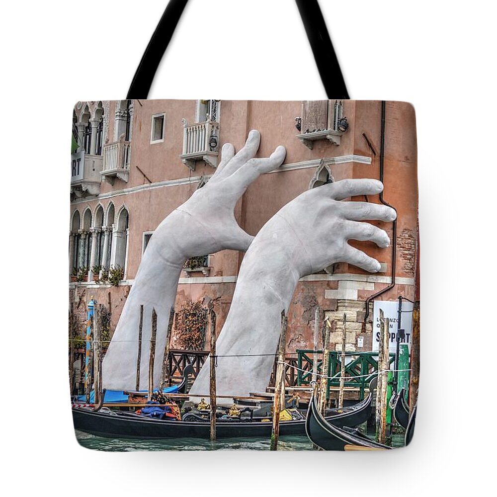  Giant Hands Tote Bag featuring the photograph Giant Hands Venice Italy by Bill Hamilton