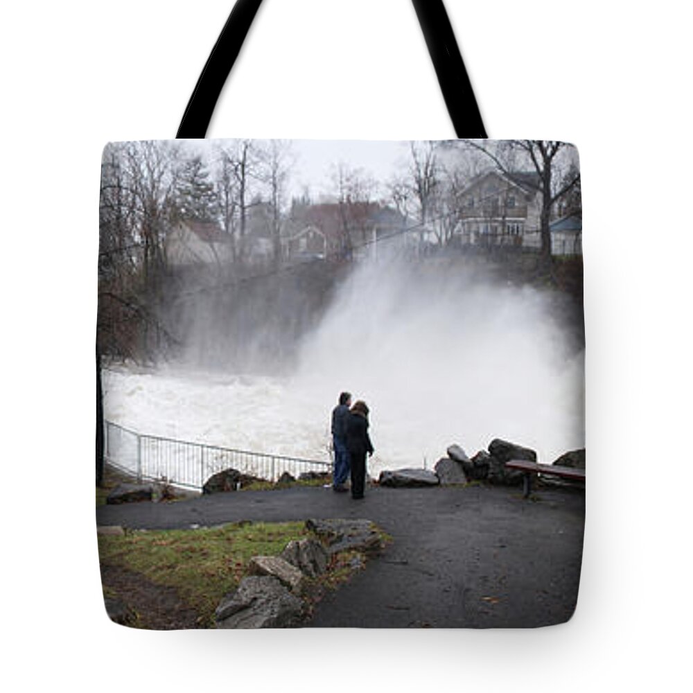 Water Tote Bag featuring the photograph Glen Falls 0000a by Guy Whiteley