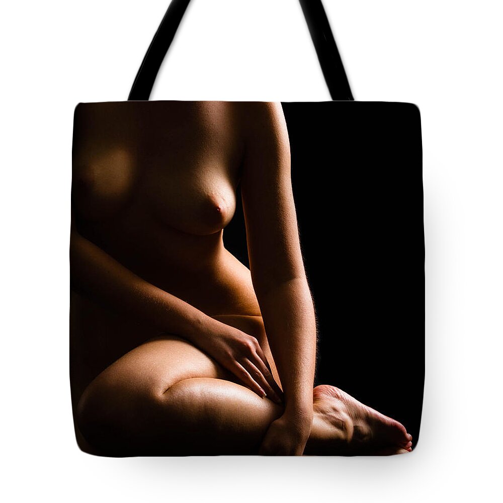 Nude Tote Bag featuring the photograph Pause by David Quinn