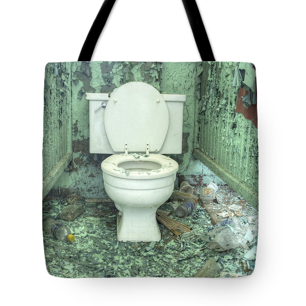 Toilet Tote Bag featuring the photograph Go Green by ELDavis Photography