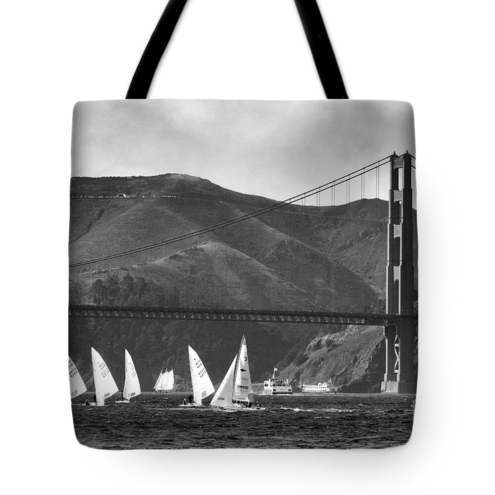 Black And White Photo-black And White-seascape Tote Bag featuring the photograph Golden Gate Seascape by Scott Cameron