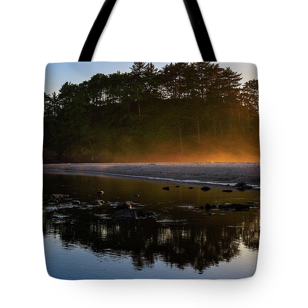 Af Zoom 24-70mm F/2.8g Tote Bag featuring the photograph Golden Hour Haze at Proposal Rock by John Hight