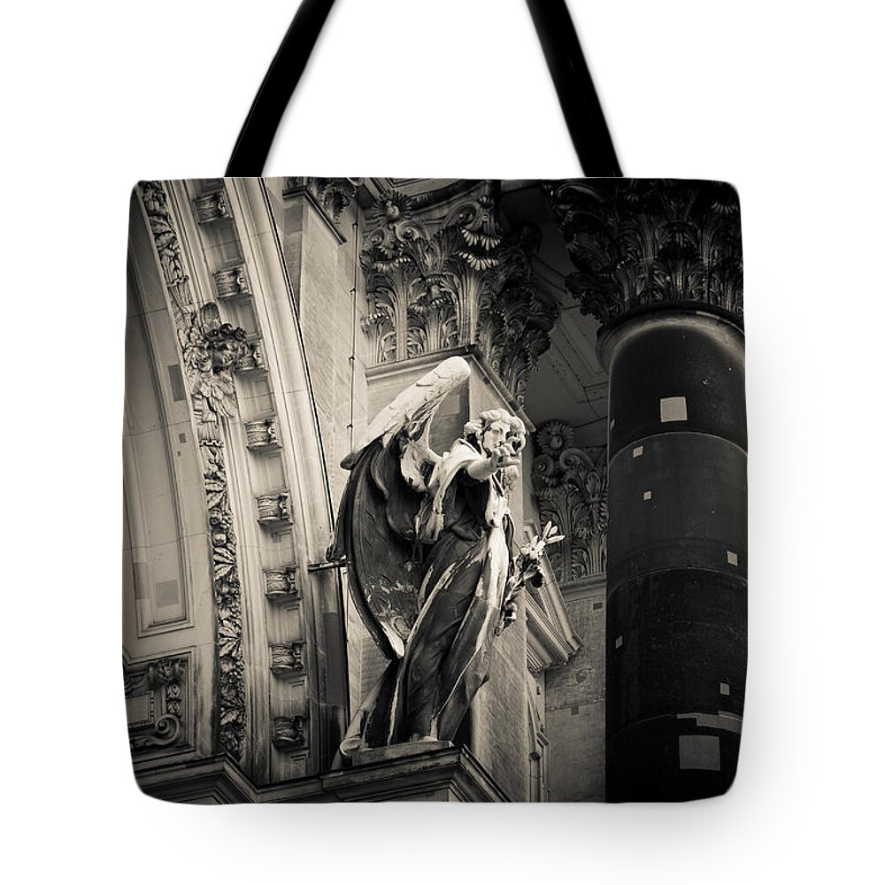Berliner Tote Bag featuring the photograph Hand of an Angel by Ross Henton