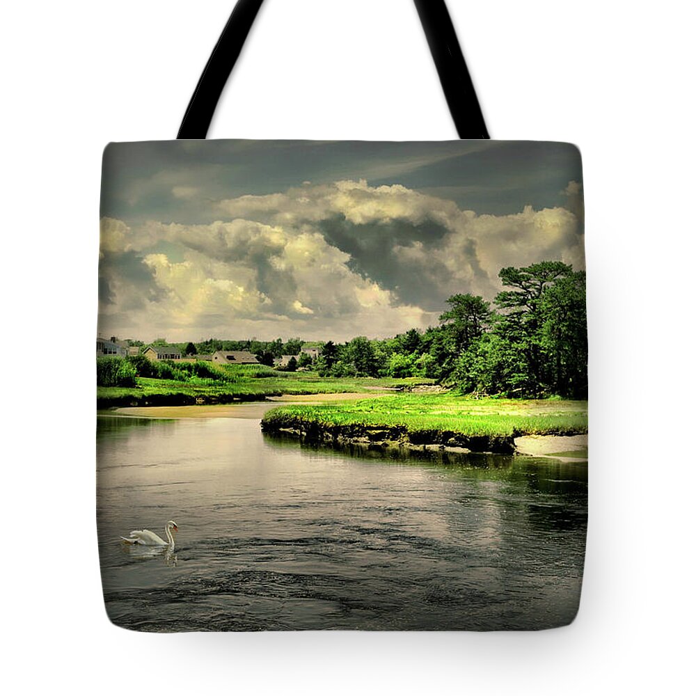 Kennebunkport Maine Tote Bag featuring the photograph Gooch's Creek by Diana Angstadt
