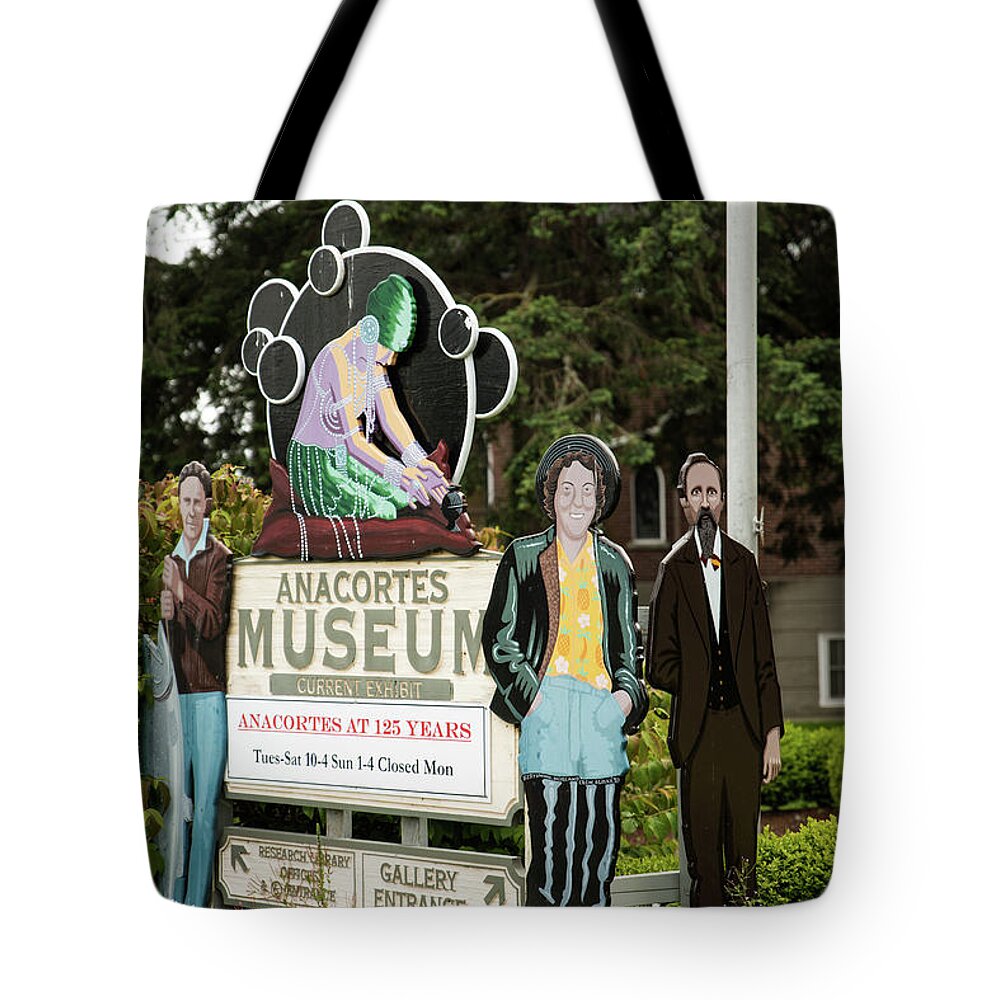 Historic Figures Tote Bag featuring the photograph Historic Figures by Tom Cochran