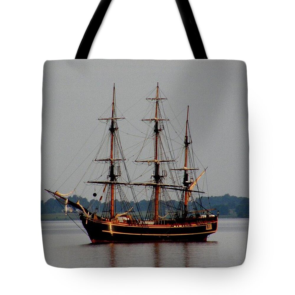 Bounty Tote Bag featuring the photograph HMS Bounty by Dennis McCarthy