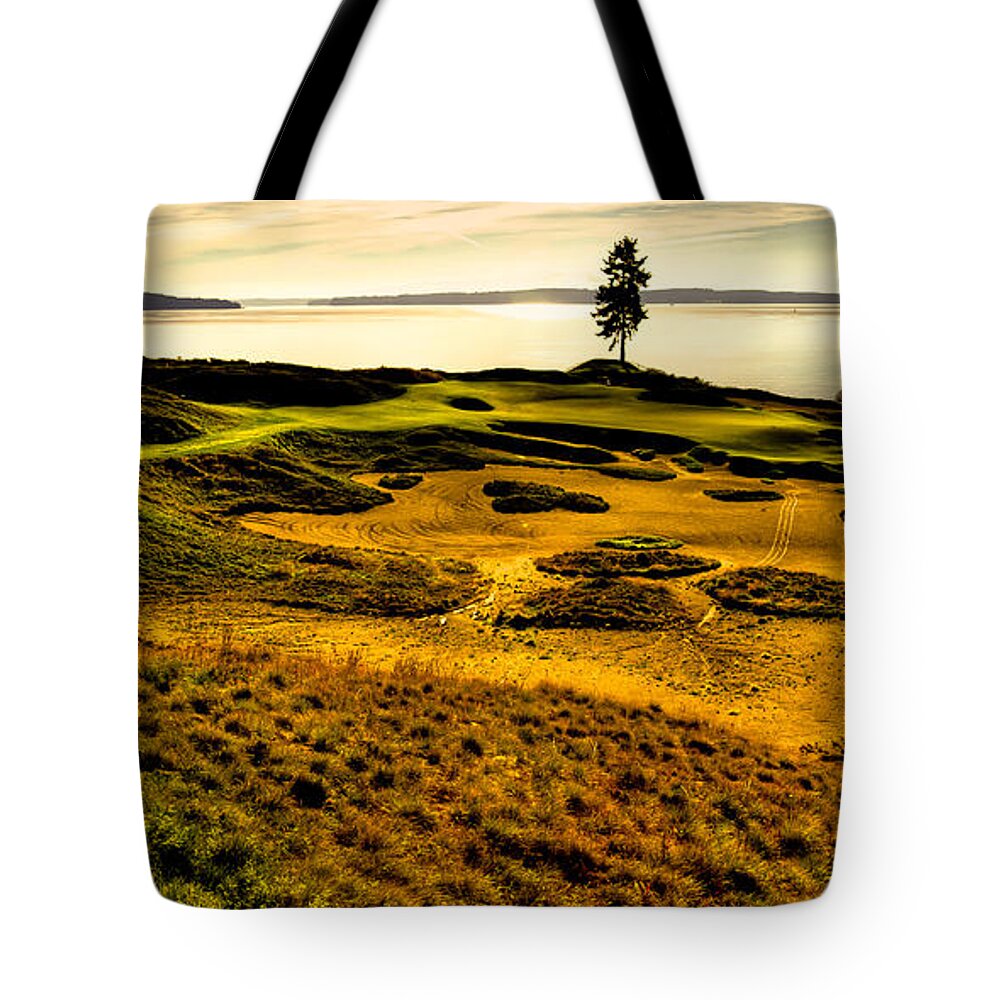 Hole #15 - The Lone Fir At Chambers Bay Tote Bag featuring the photograph Hole #15 - The Lone Fir at Chambers Bay by David Patterson