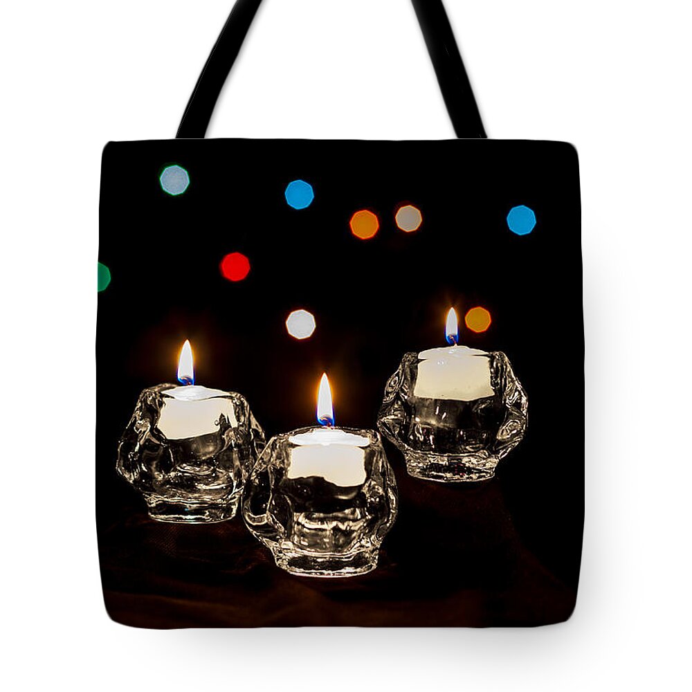 Bokeh Tote Bag featuring the photograph Holiday Candles by Ed Clark