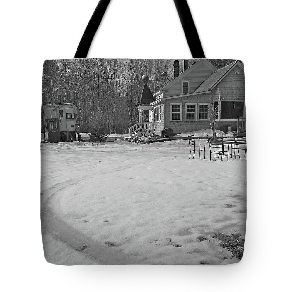 New England Landscape Tote Bag featuring the photograph Housesitting 40 #1 by George Ramos