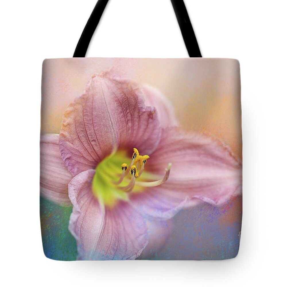 Daylily Tote Bags