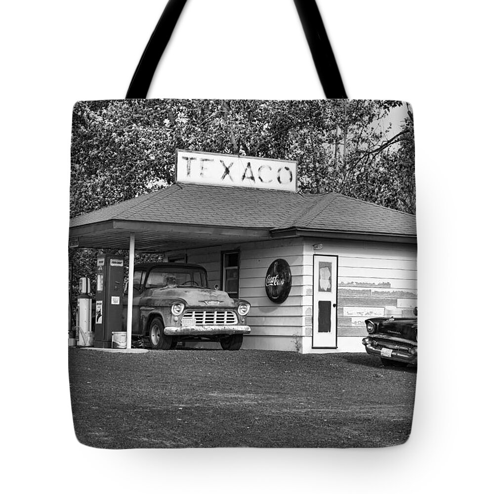 police Car Tote Bag featuring the photograph In Waiting by Paul DeRocker