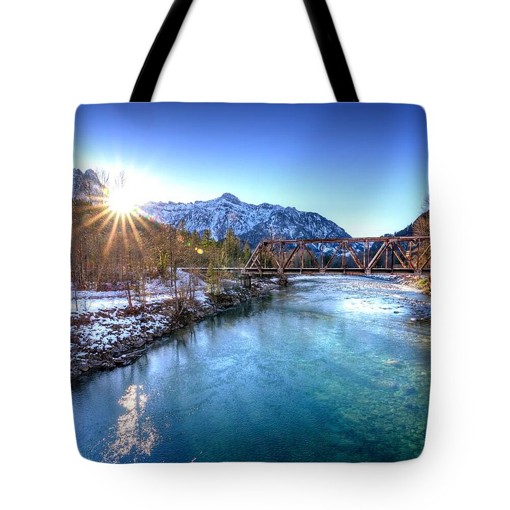 Index Tote Bag featuring the photograph Index Washington by Spencer McDonald