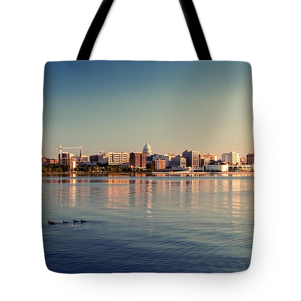 Sun Tote Bag featuring the photograph Isthmus by Todd Klassy