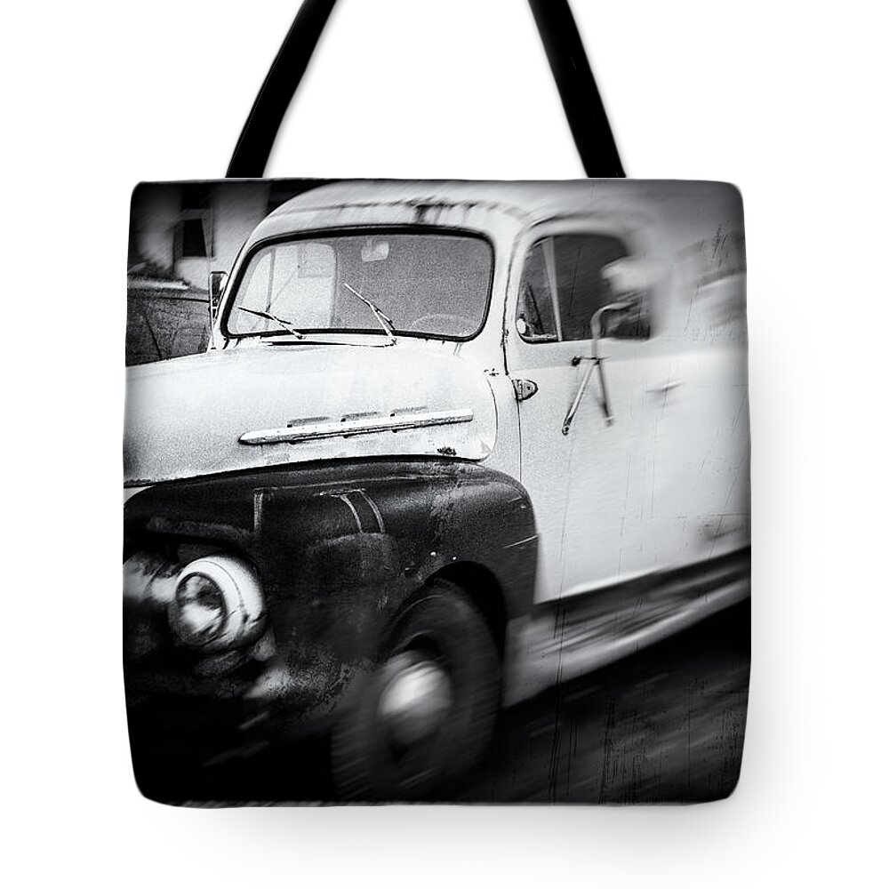 Black And White Tote Bag featuring the photograph Jameson's Seafood by Thomas Leparskas