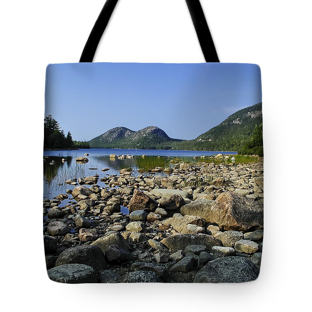 Design Tote Bag featuring the photograph Jordan Pond No.1 by Mark Myhaver