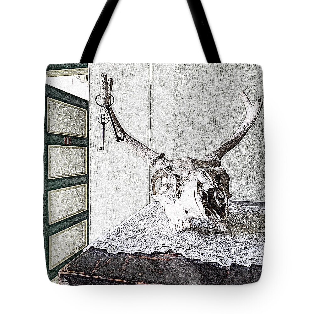 Antique Keys Tote Bag featuring the photograph Keys to My Heart 3 by Ronda Broatch
