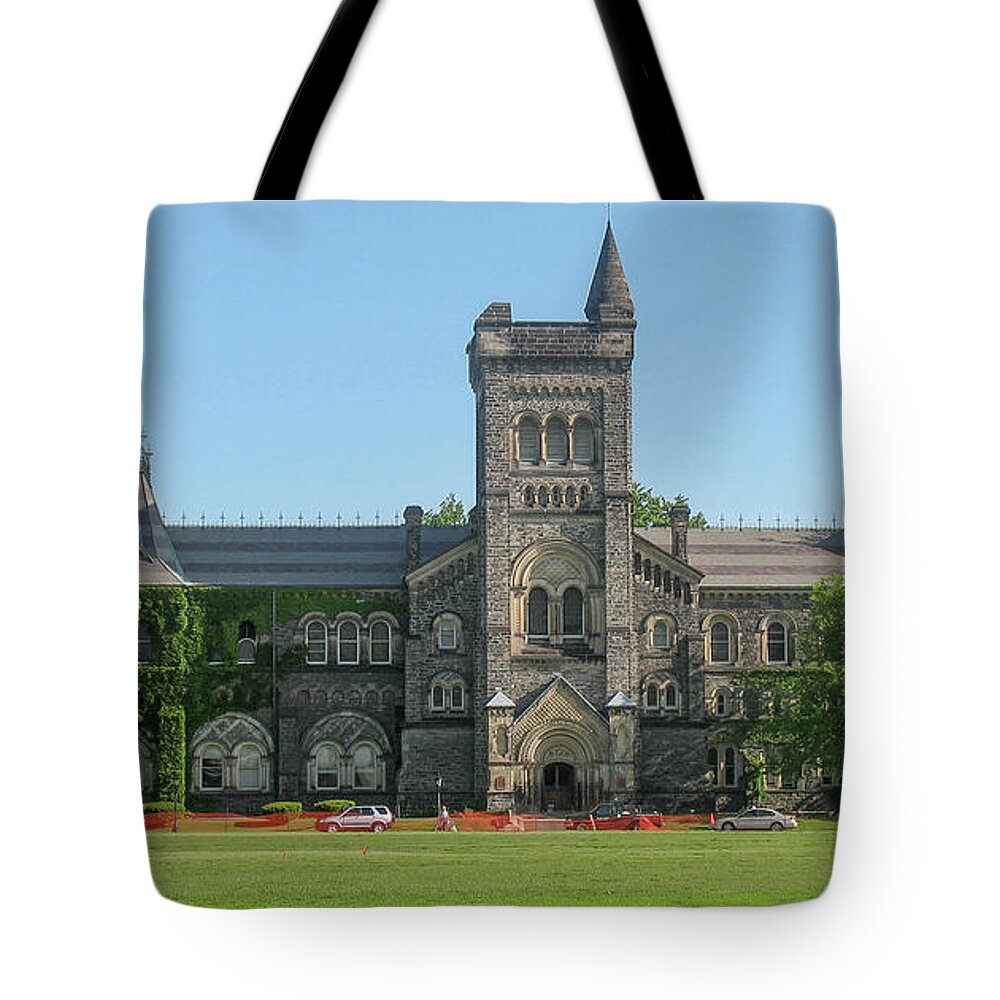 University Of Toronto Tote Bag featuring the photograph King's College Circle by Barry Bohn