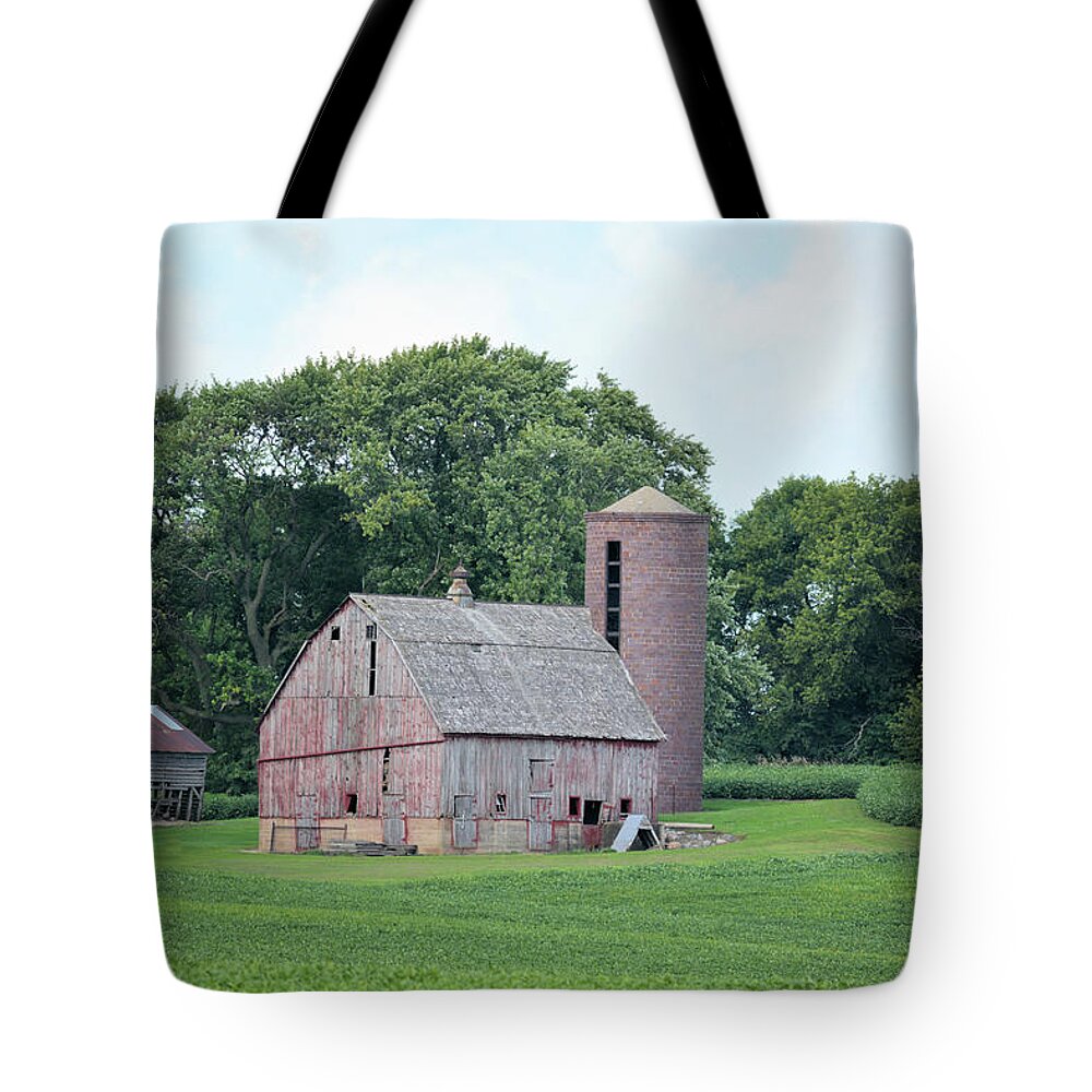 Green Tote Bag featuring the photograph Kossuth Farm by Bonfire Photography