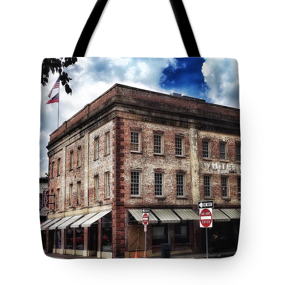Paula Deen Tote Bag featuring the photograph Lady and Sons Savannah by Paul Wilford