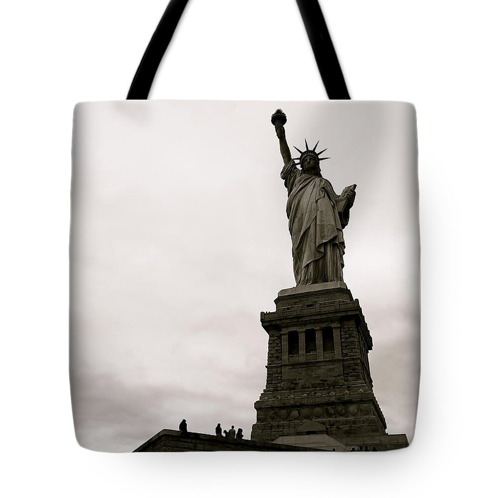 Icon Tote Bag featuring the photograph Lady Liberty by Mark Nowoslawski