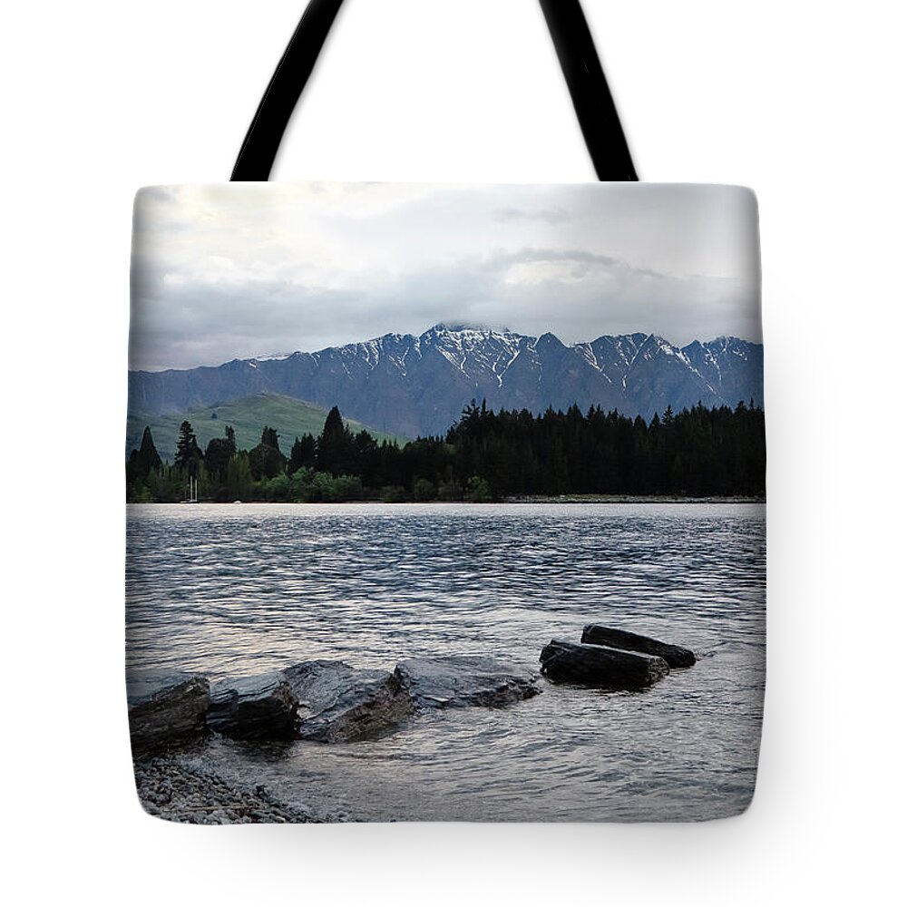  Queenstown Tote Bag featuring the photograph Lake Wanaka,Queenstown, New Zealand by Yurix Sardinelly