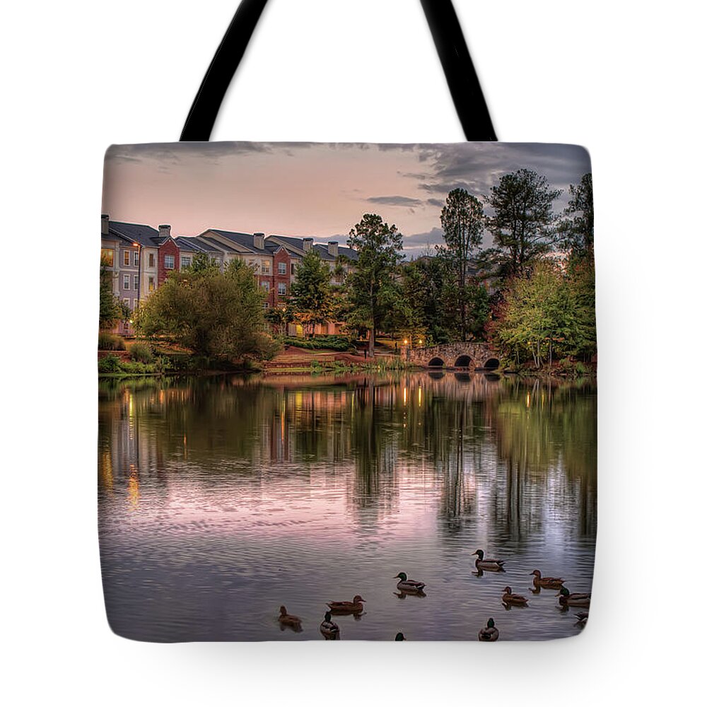 Atlanta Tote Bag featuring the photograph Lakeside at Milton Park by Anna Rumiantseva