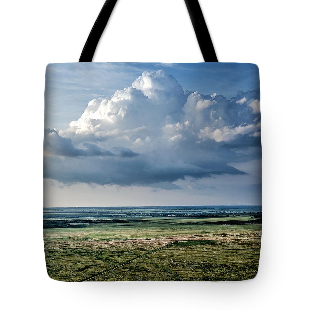 Storm Cloud Landscape Tote Bag featuring the photograph Gathering Storm Plain View by John Williams