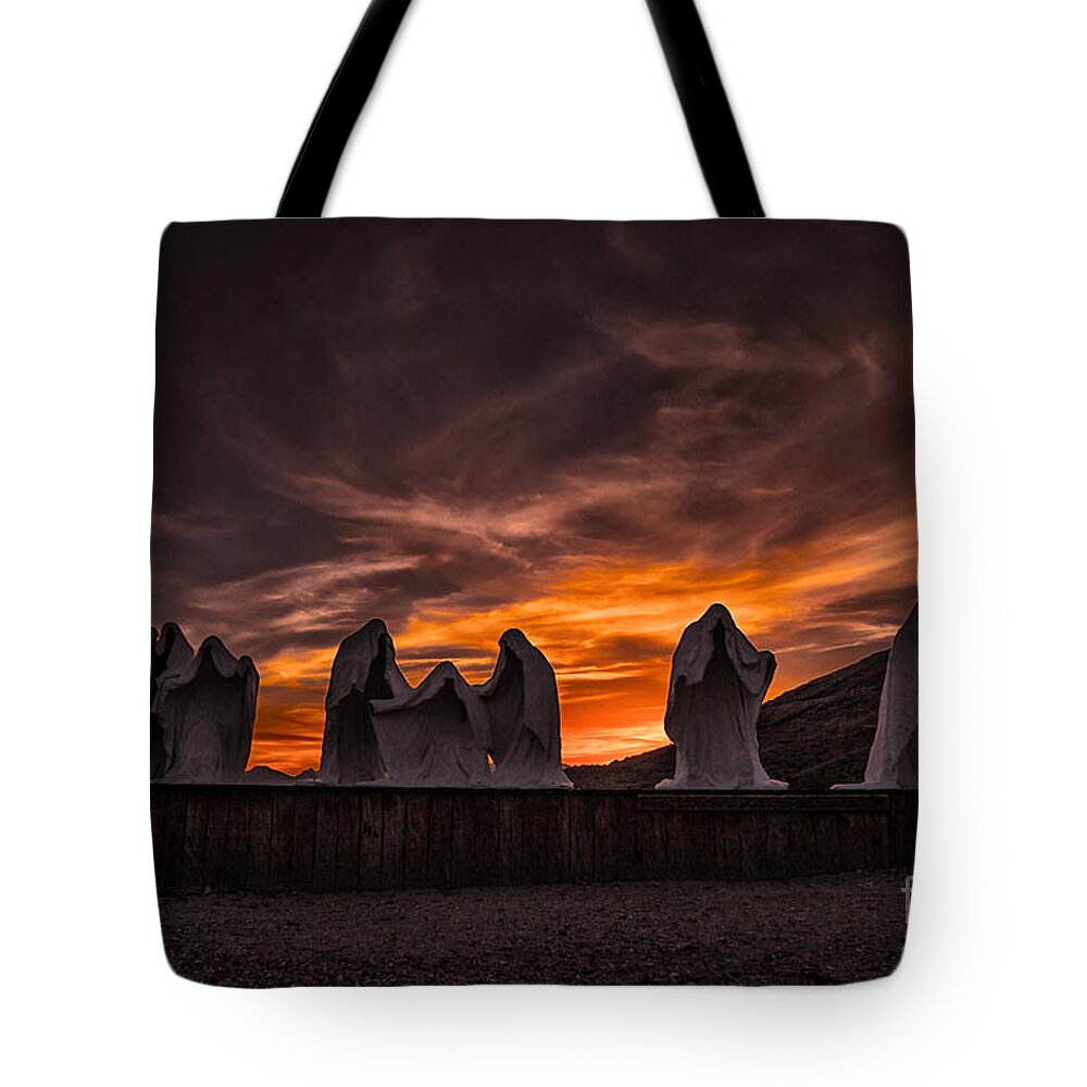 last Supper Tote Bag featuring the photograph Last Supper at Sunset by Janis Knight