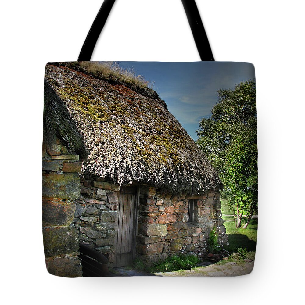 Scotland Tote Bag featuring the digital art Leanach Farmhouse Culloden Moor by Vicki Lea Eggen