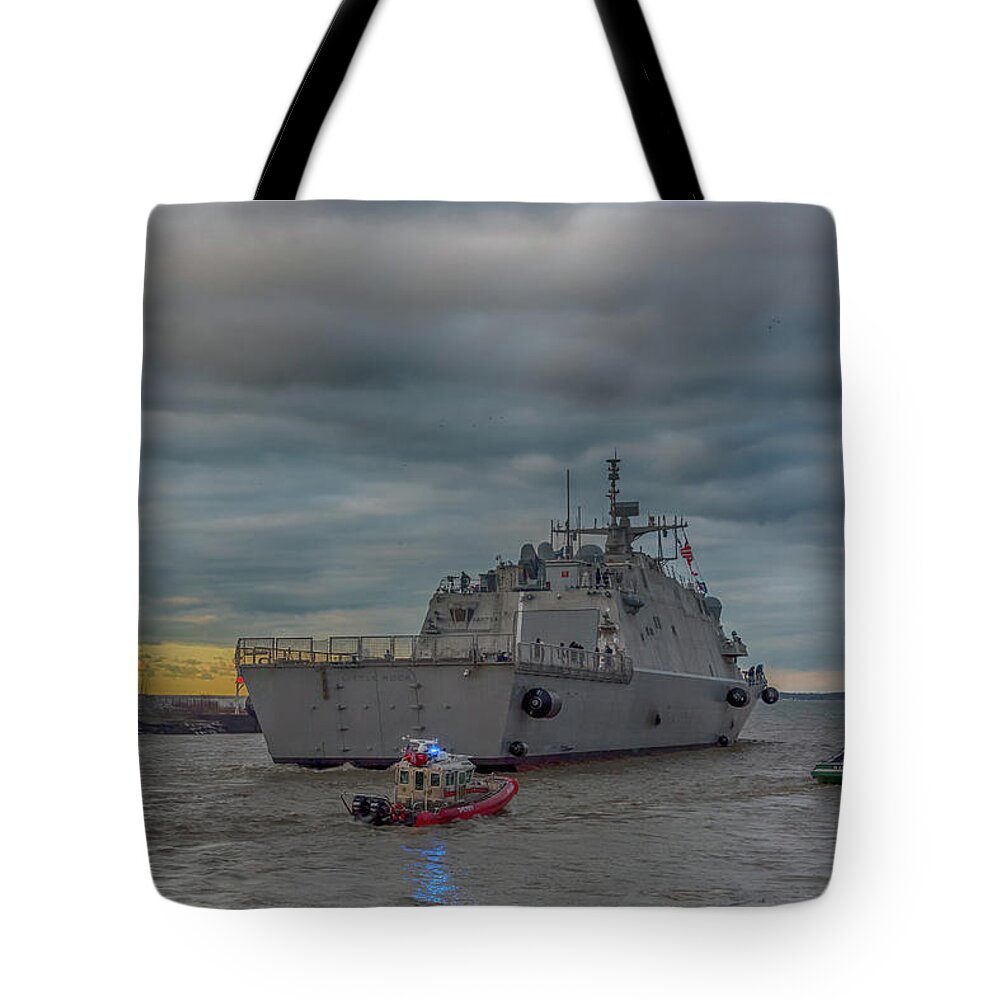 Buffalo Tote Bag featuring the photograph Leaving Buffalo by Guy Whiteley