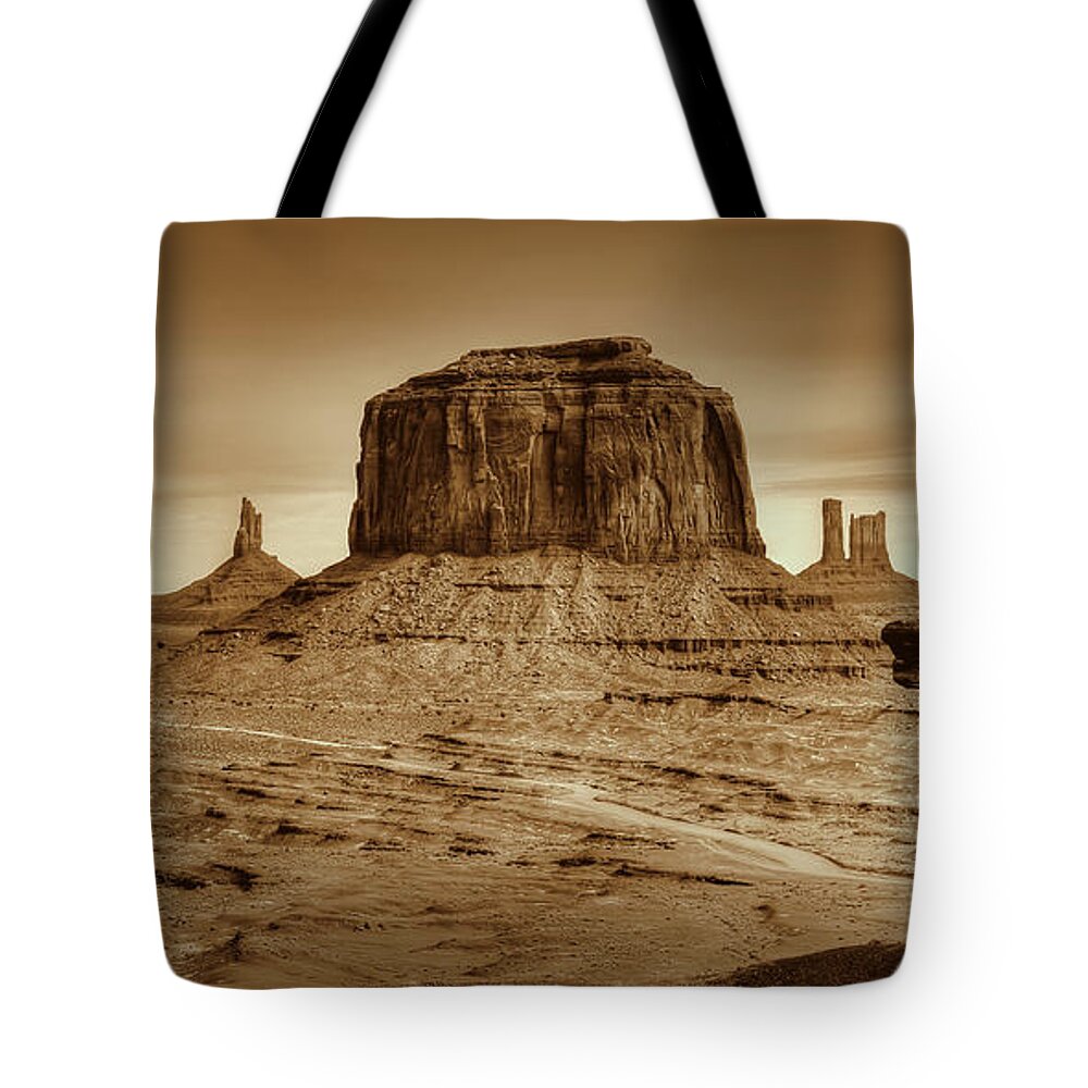 Monument Valley Tote Bag featuring the photograph Legends by Ryan Smith