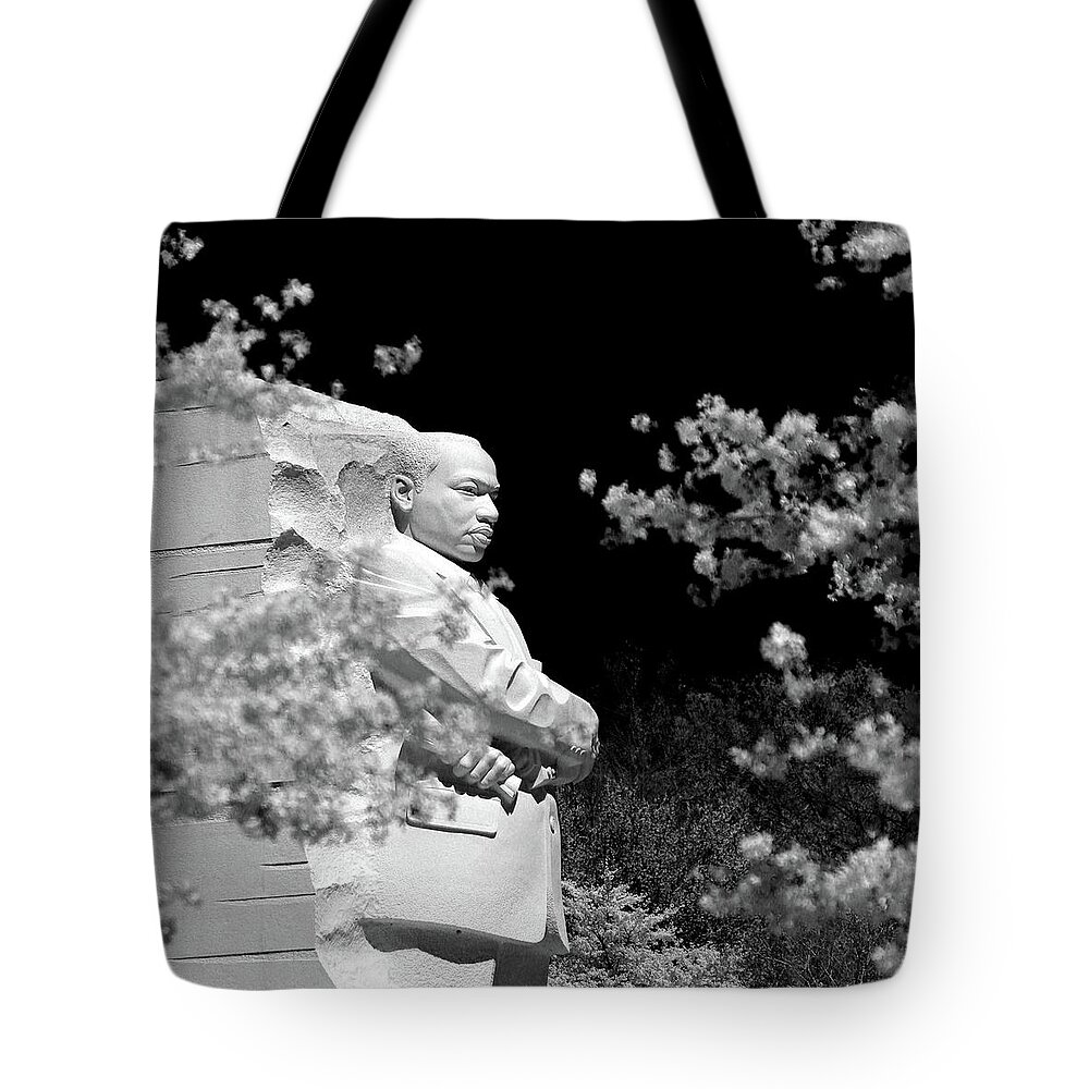 Martin Luther King Jr. Memorial Tote Bag featuring the photograph Light and Love by Mitch Cat
