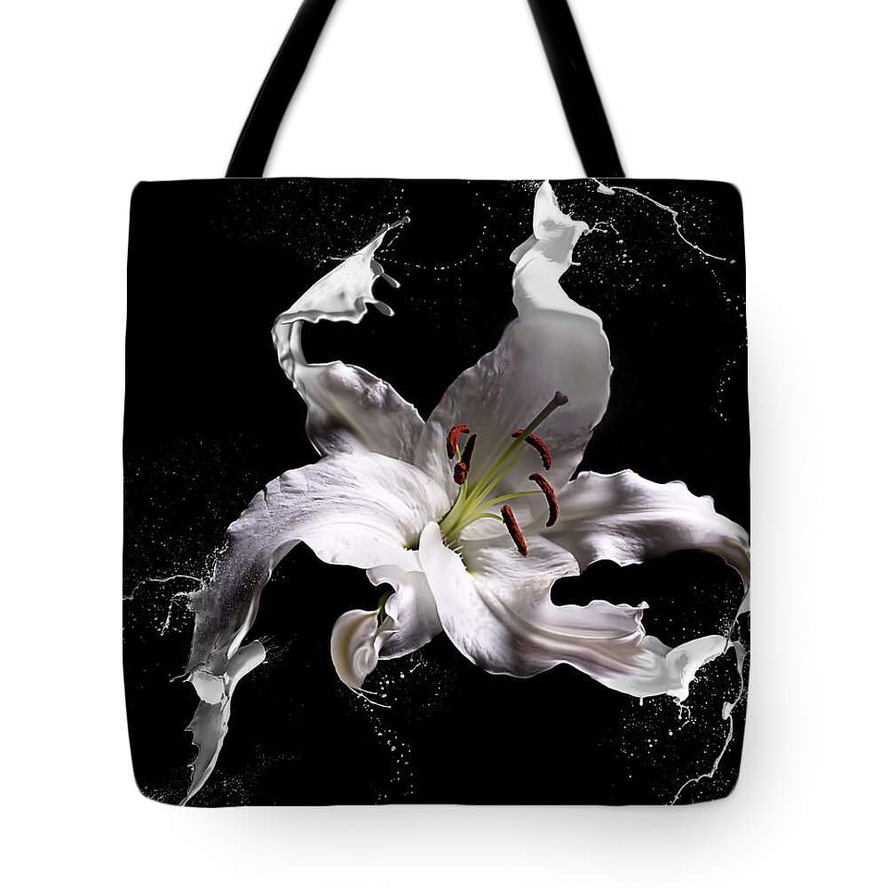 Lily Tote Bag featuring the photograph Lily Splash by Lori Hutchison