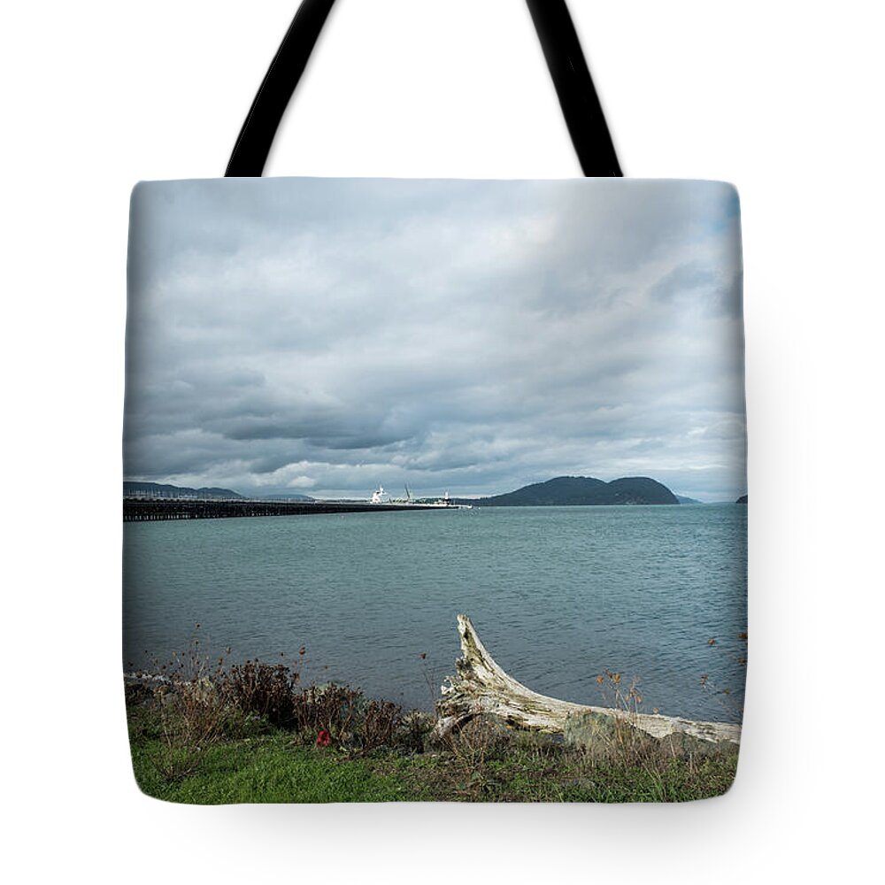 Loading Oil On Padilla Bay Tote Bag featuring the photograph Loading Oil on Padilla Bay by Tom Cochran