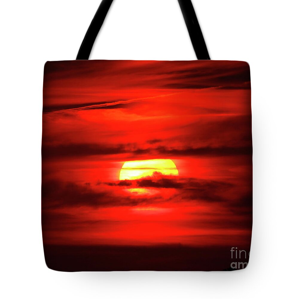 Louisiana Sunset Tote Bag featuring the photograph Louisiana Red Sunset by Luana K Perez