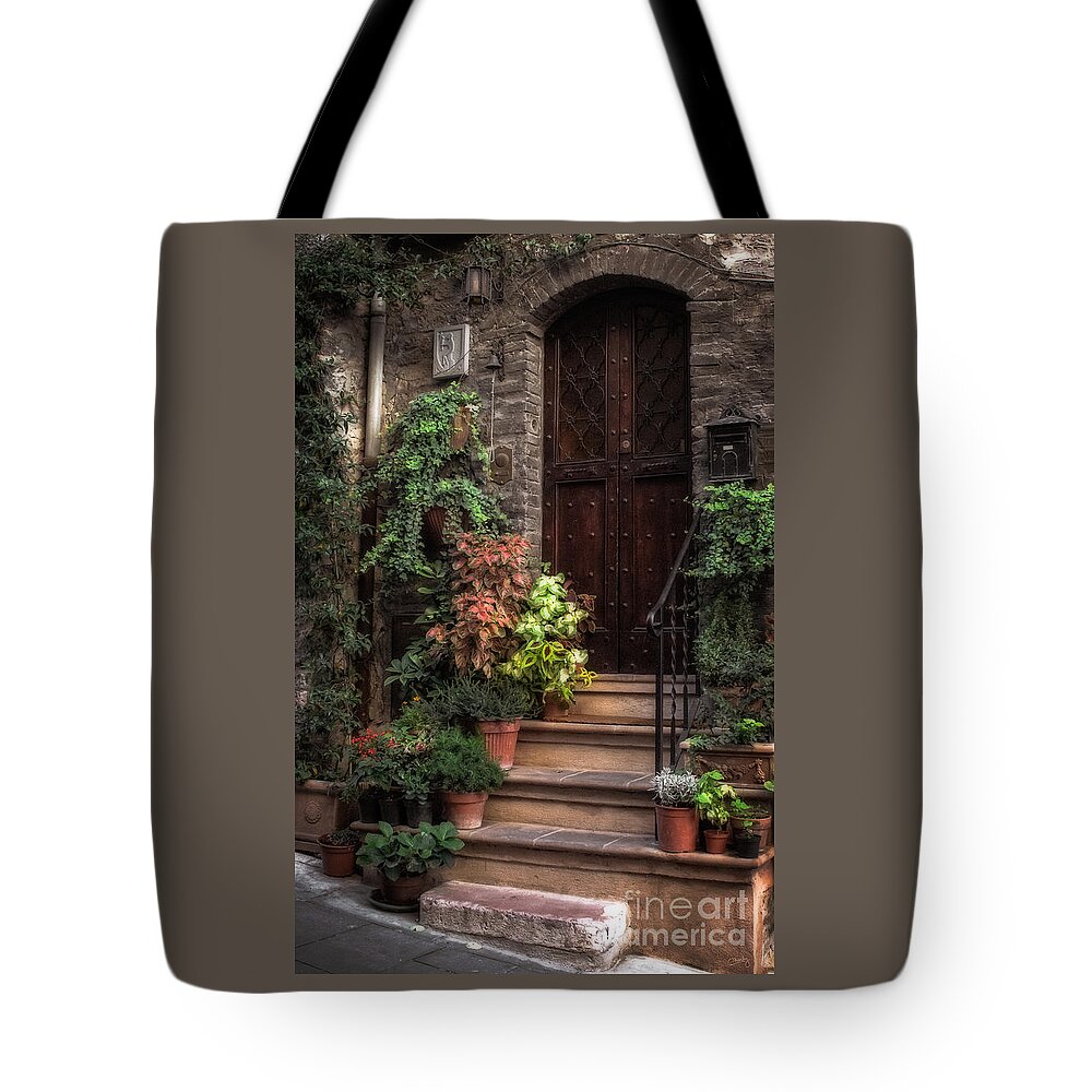 Italy Tote Bag featuring the photograph Lovely Entrance by Prints of Italy