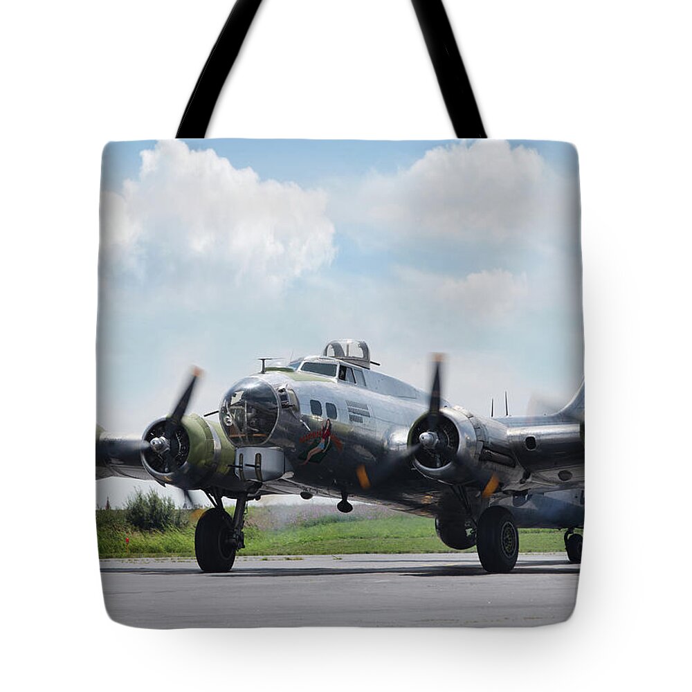 Aviation Tote Bag featuring the photograph Madras Maiden B-17 by Peter Chilelli