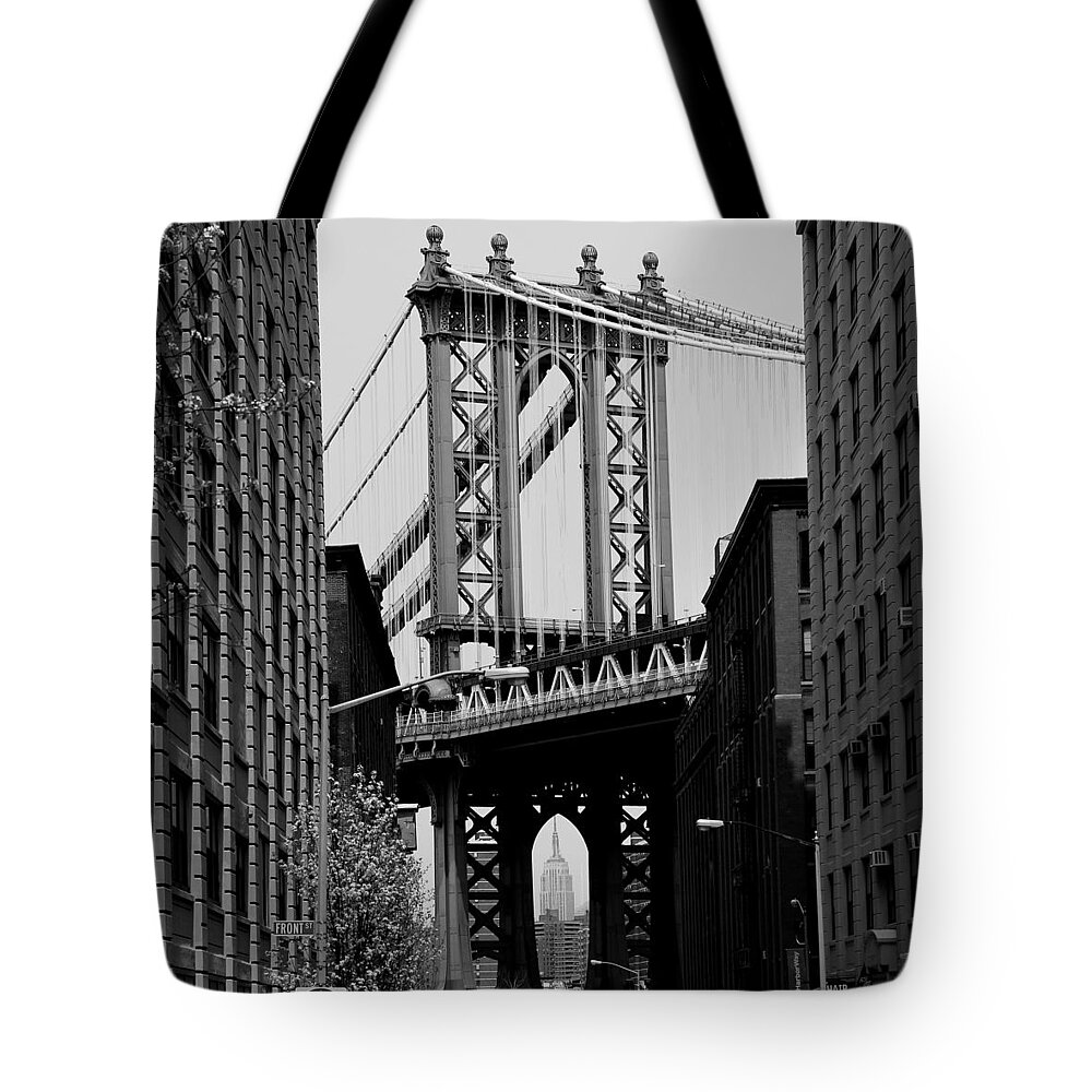 Manhattan Bridge Tote Bag featuring the photograph Manhattan Empire by Andrew Fare