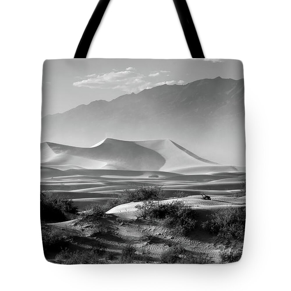 Mesquite Dunes Tote Bag featuring the photograph Mesquite Dunes by Norberto Nunes