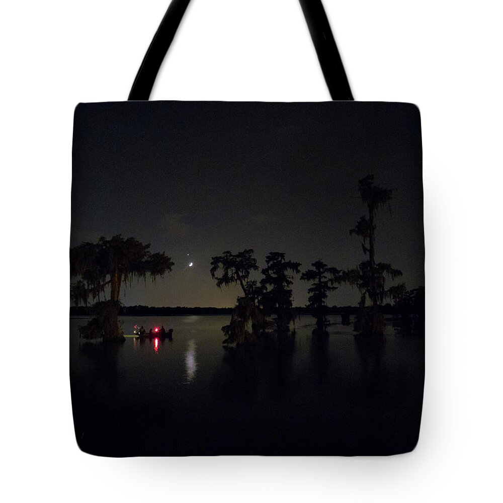 Orcinus Fotograffy Tote Bag featuring the photograph Moonlight Shadow by Kimo Fernandez