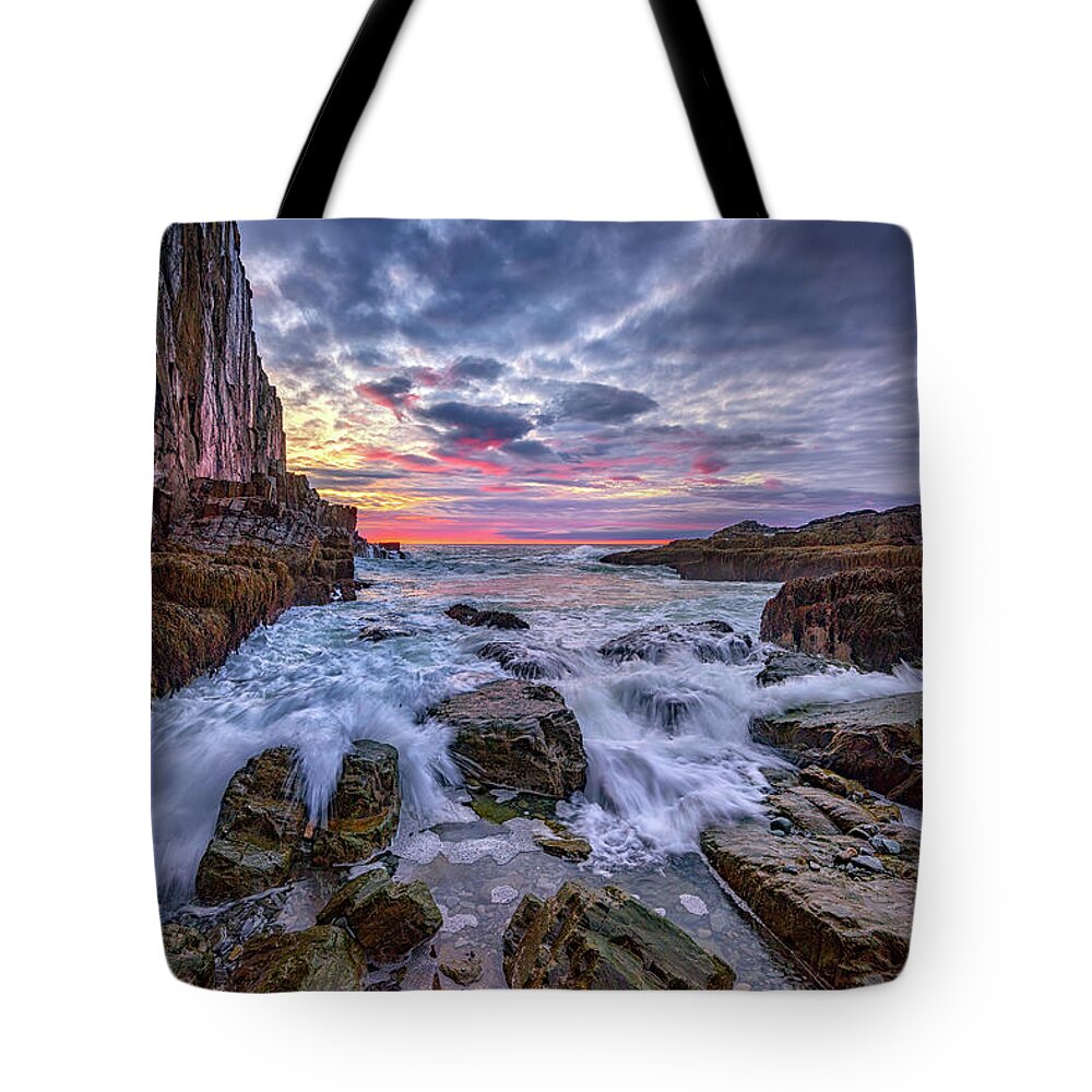 Sunrise Tote Bag featuring the photograph Morning at Bald Head Cliff by Rick Berk