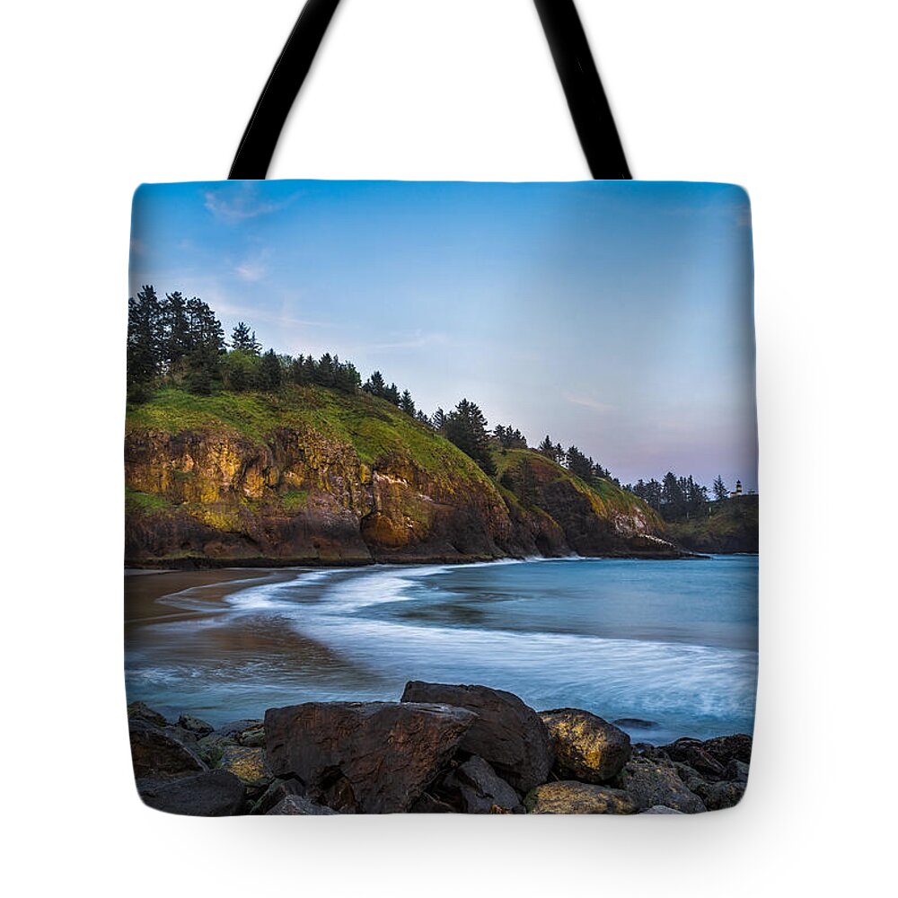 Beach Tote Bag featuring the photograph Morning Light at Cape Disappointment by Ken Stanback