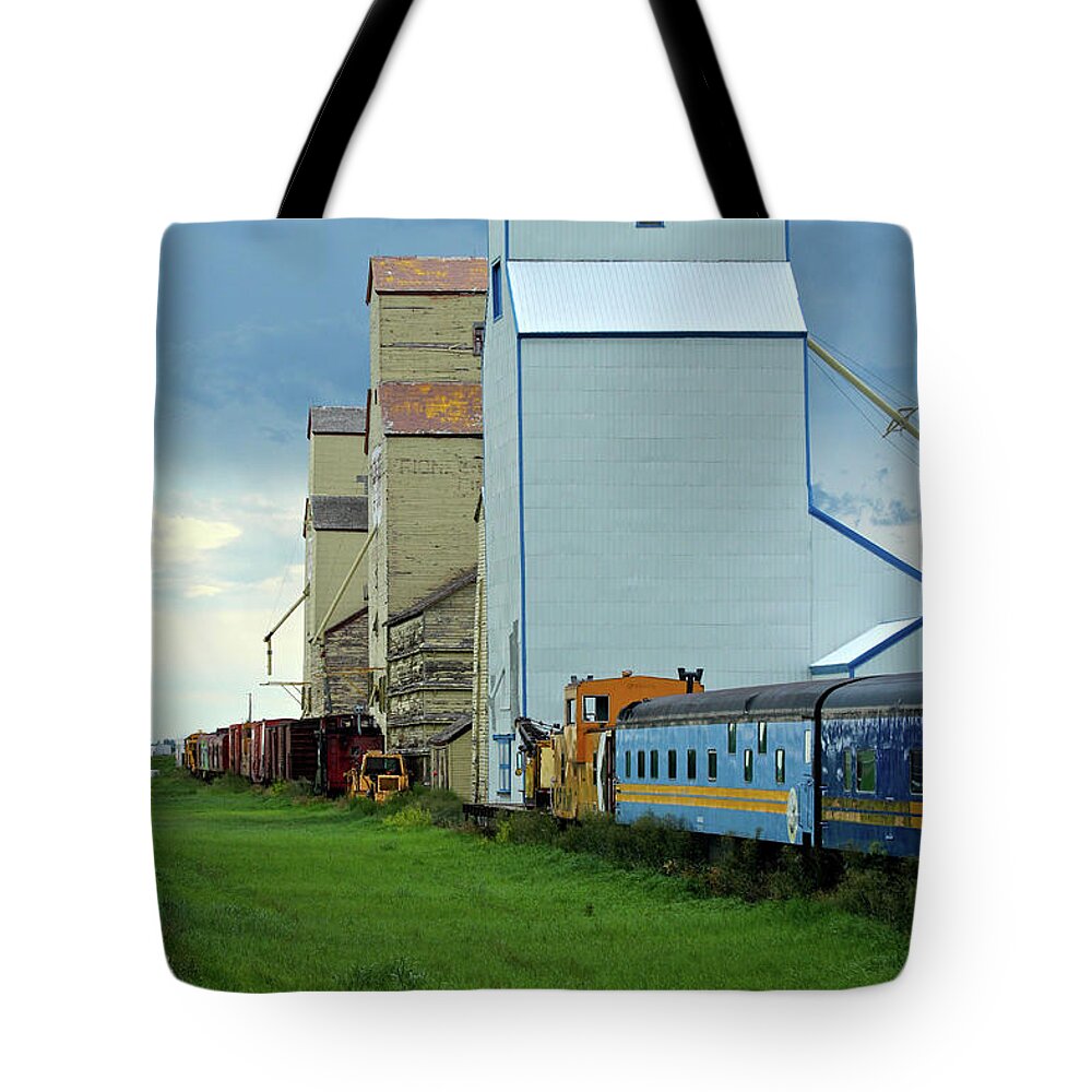 Grain Elevator Tote Bag featuring the photograph Mossleigh Elevators by Ann E Robson