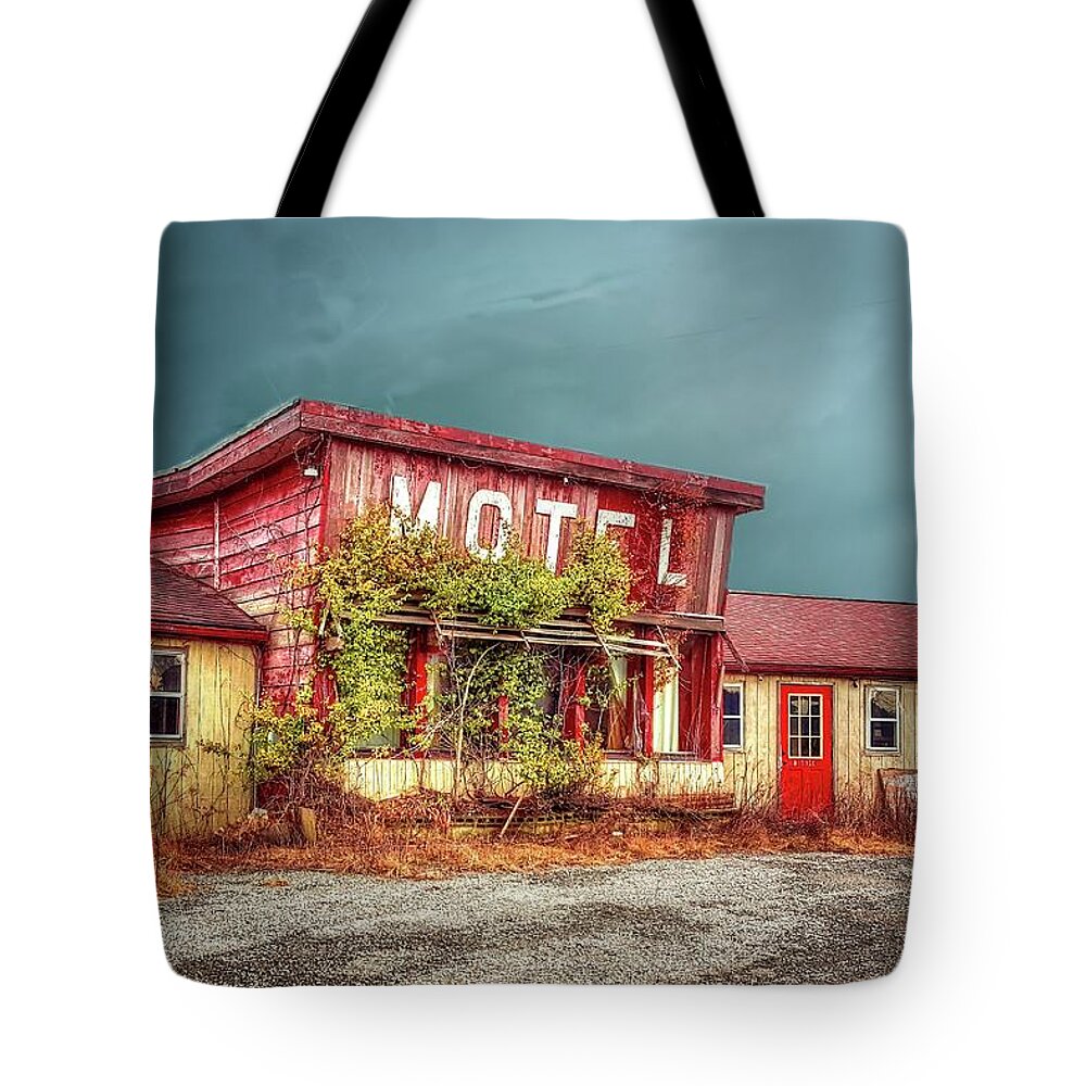 Haunted Motel Tote Bag featuring the photograph Motel by Mary Timman