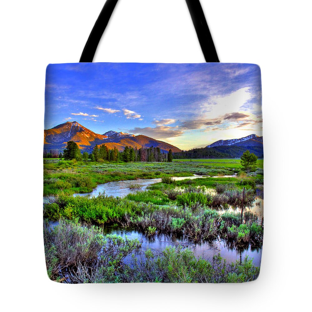 Mountain Tote Bag featuring the photograph Mountain Eve by Scott Mahon