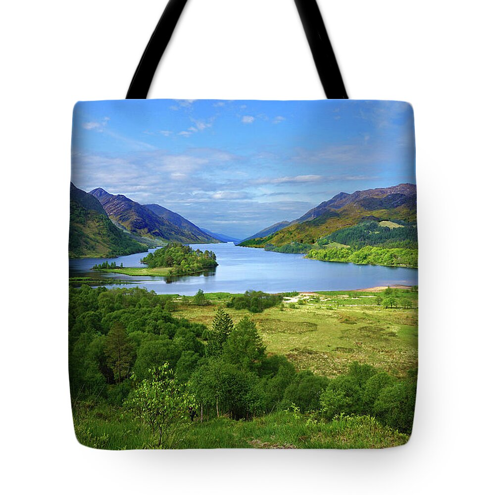Scotland Tote Bag featuring the digital art My Heart is in the Highlands by Vicki Lea Eggen
