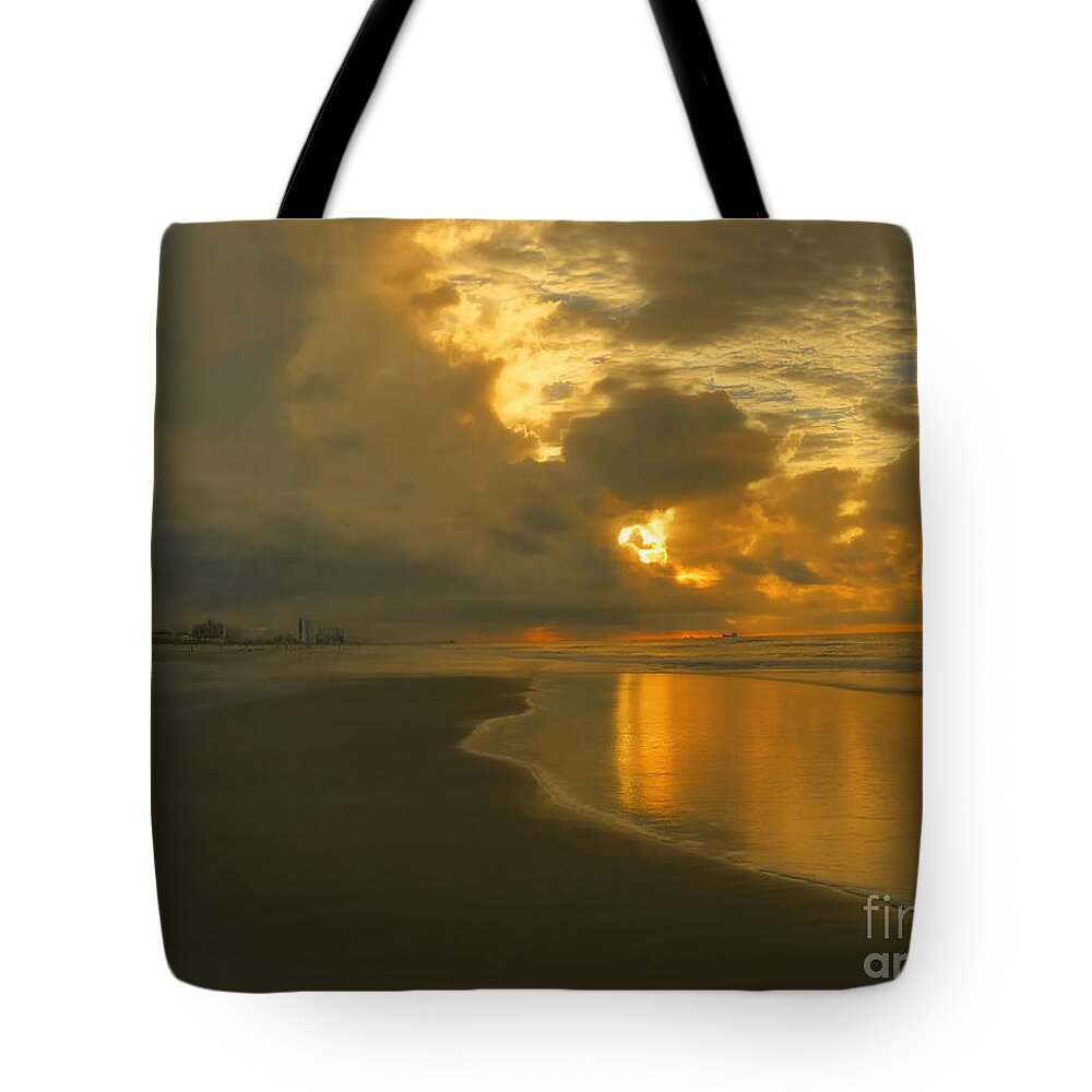 Myrtle Beach Tote Bag featuring the photograph Myrtle Beach Sunrise by Jeff Breiman
