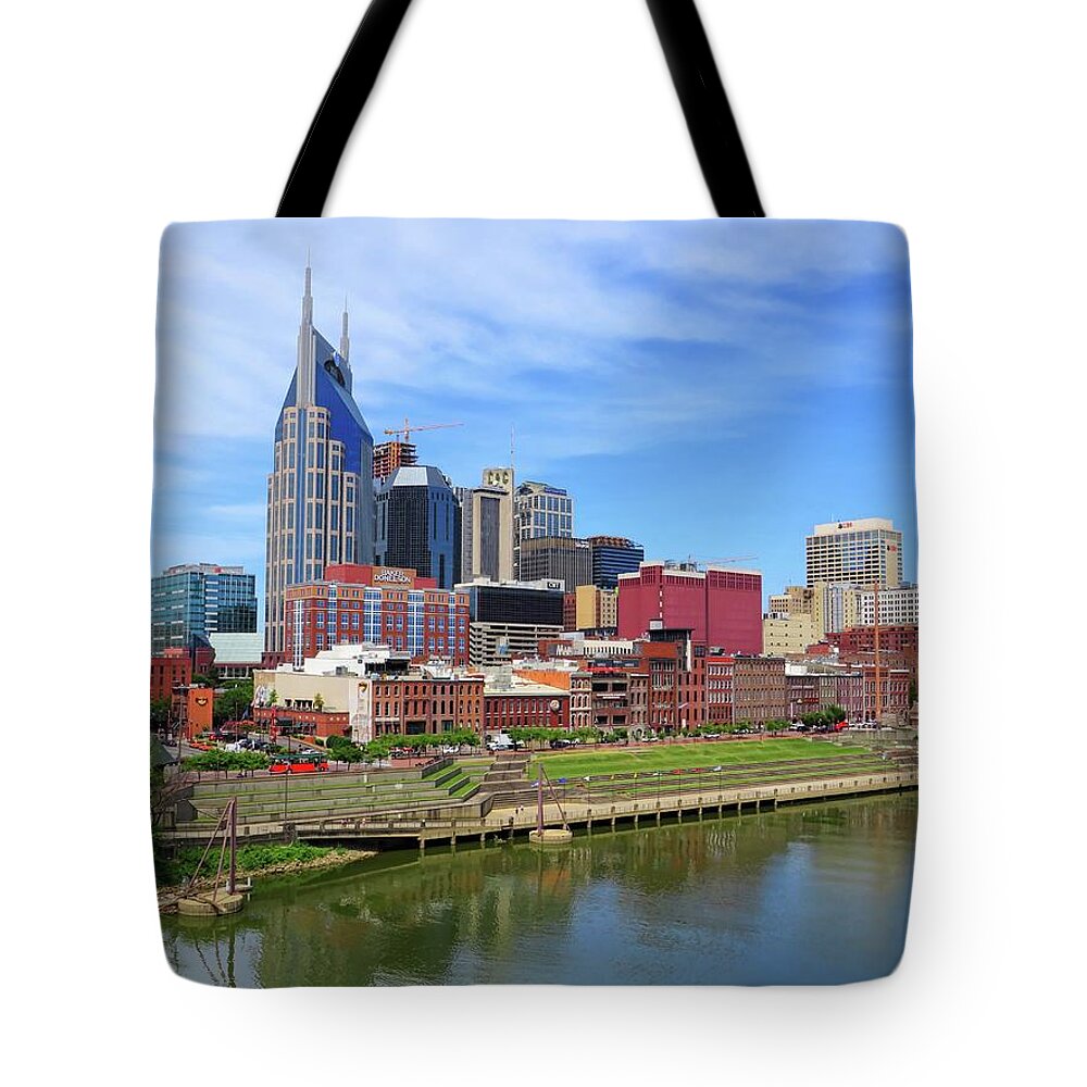 Nashville Tote Bag featuring the photograph Nashville Skyline by Connor Beekman